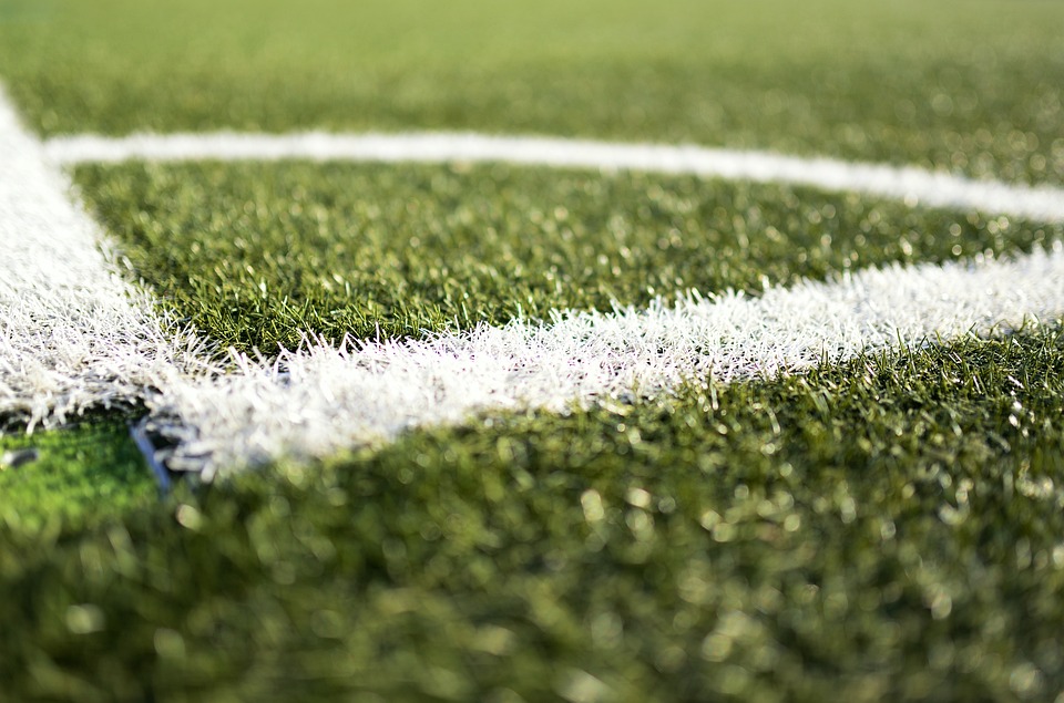 What Are the Benefits of Artificial Turf?